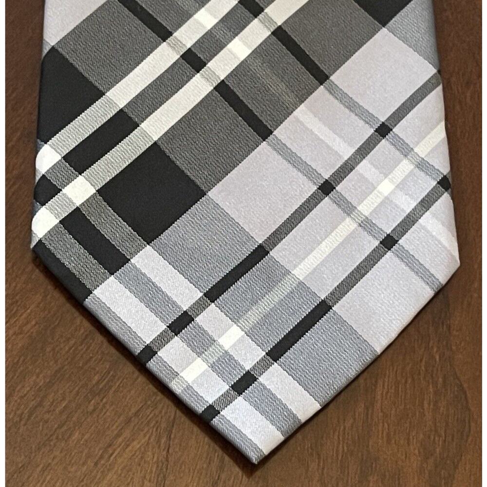 Vesuvio Napoli Italy Black Gray 100% Polyester Men’s Neck Tie